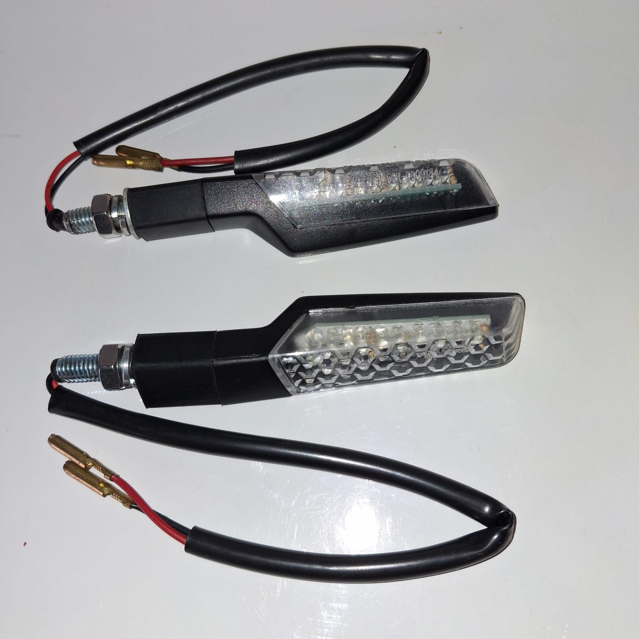 600b14e7-535b-4620-a079-be21733c8a53 intermitente-IT12009